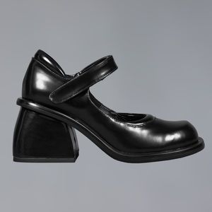 Unif Dot Mary Jane’s